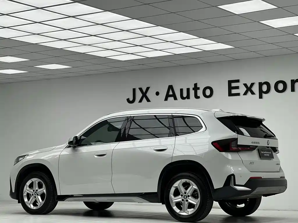BMW X1 2023 sDrive20Li X Design Package купить на сайте DeffCars