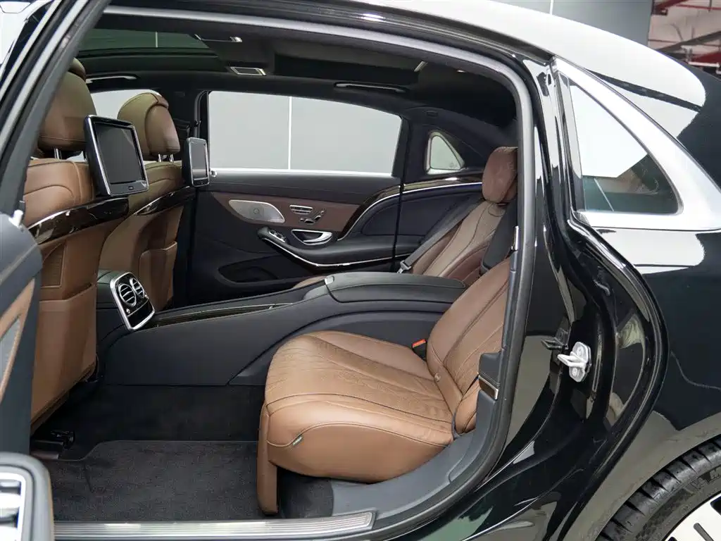 Maybach S-Class 2017 S 500 4MATIC купить на сайте DeffCars