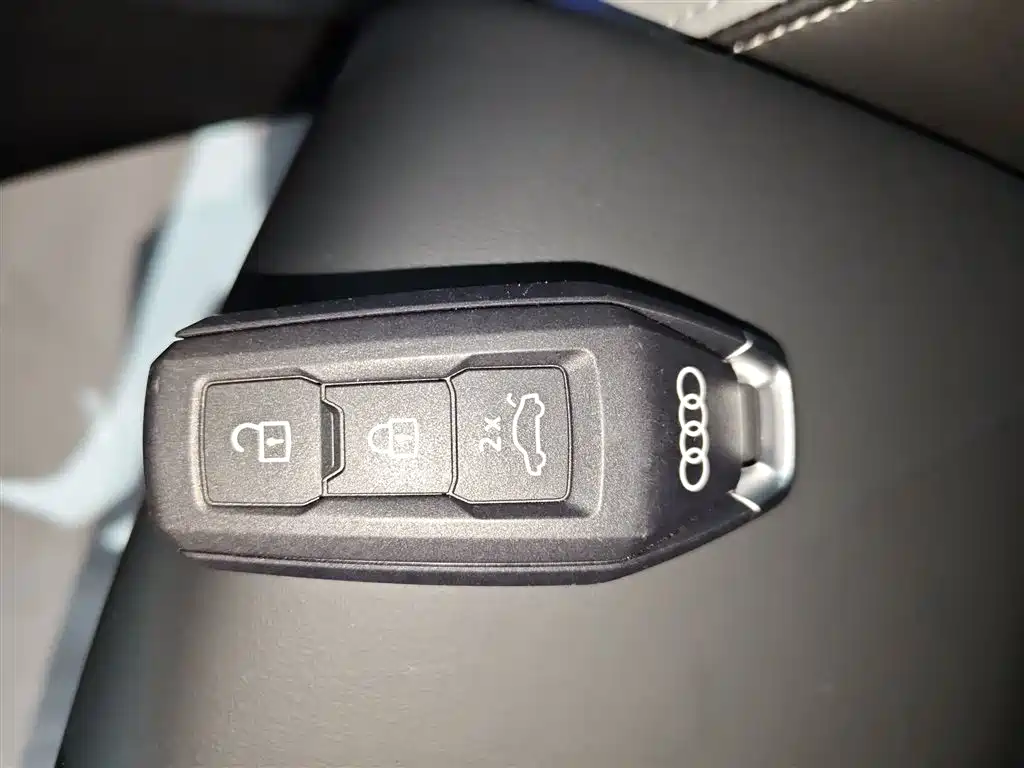 Audi A5L 2026 2.0T Sports Edition Plus купить на сайте DeffCars