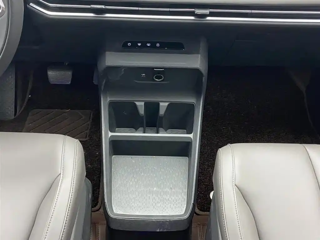 Everyone 7 2024 model facelift super hybrid long battery life version enjoy version купить на сайте DeffCars