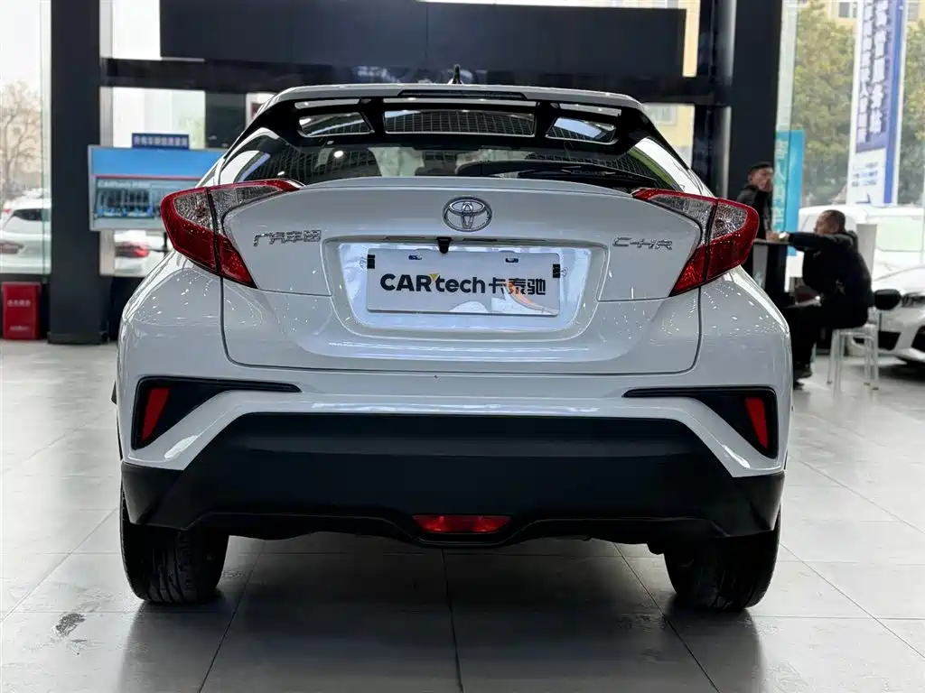 Toyota C-HR 2021 2.0L Comfort Edition купить на сайте DeffCars