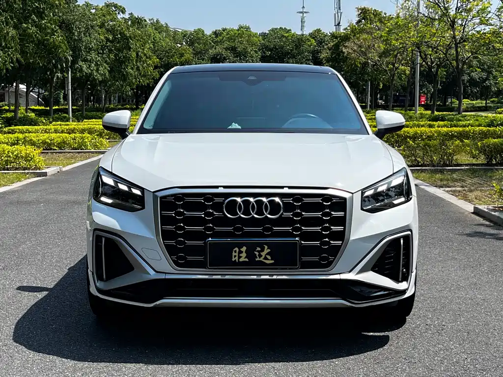 Audi Q2L 2022 35 TFSI fashionable and dynamic купить на сайте DeffCars