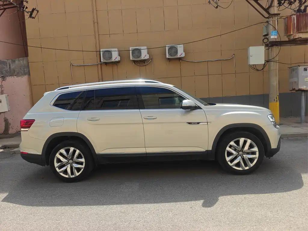 Touron 2017 530 V6 four-wheel drive supreme flagship version купить на сайте DeffCars