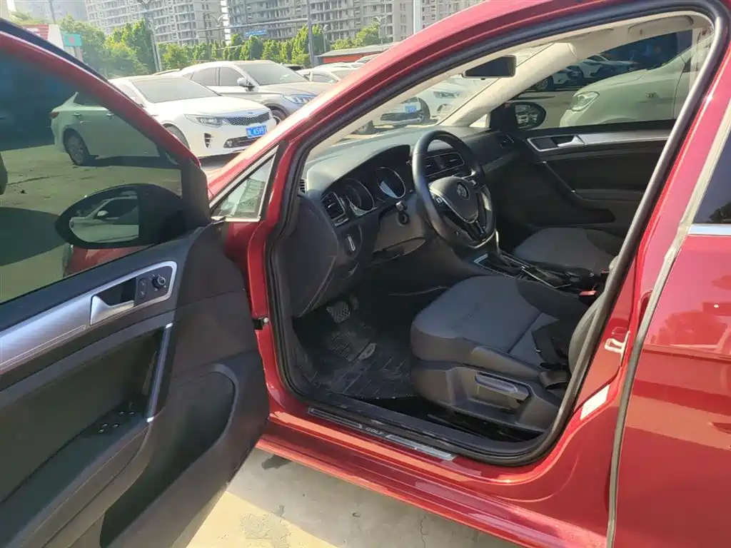 Golf 2018 230TSI automatic comfort type купить на сайте DeffCars