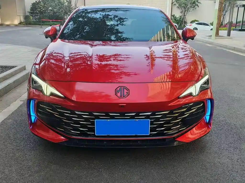 MG7 2023 2.0T Automatic Beauty Hunting Luxury Edition купить на сайте DeffCars