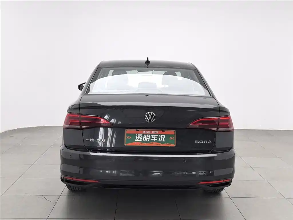 Bora 2021 1.5L manual fashion smart connected version купить на сайте DeffCars