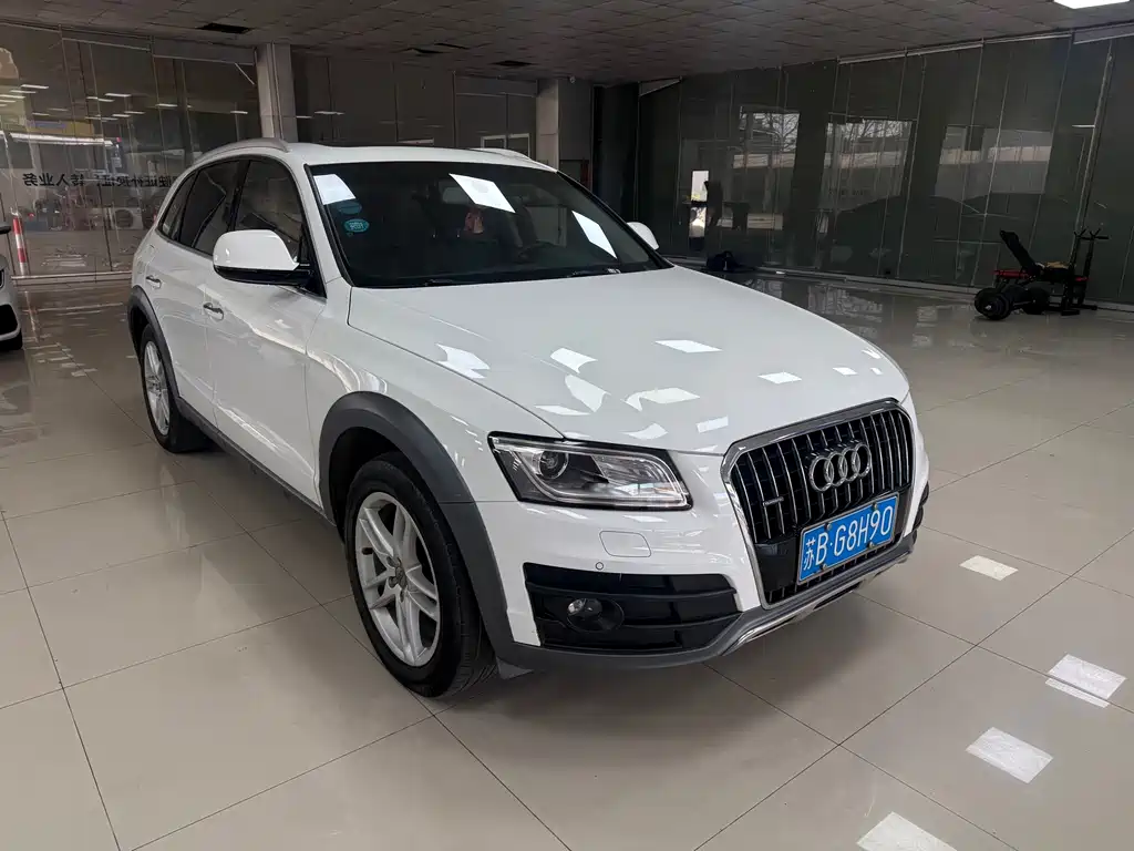 Audi Q5 2017 Plus 40 TFSI Technology купить на сайте DeffCars