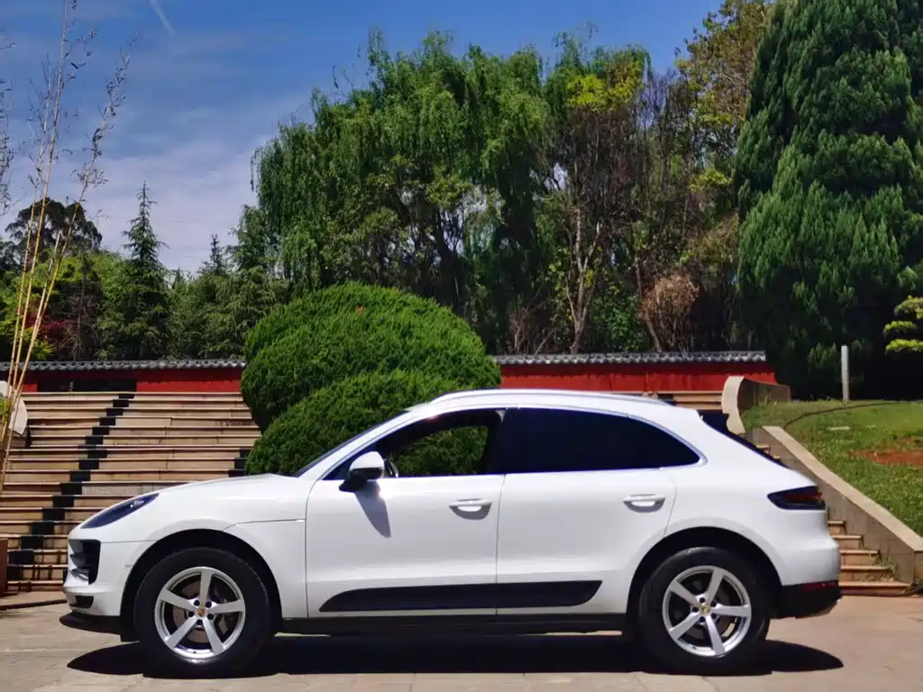 Macan 2020 Macan 2.0T купить на сайте DeffCars
