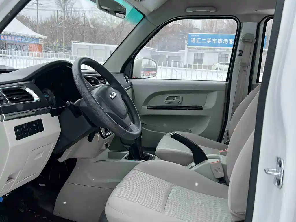 Hiace X30 CNG 2021 1.5L natural gas comfortable central air-conditioned bus SWCC15M купить на сайте DeffCars