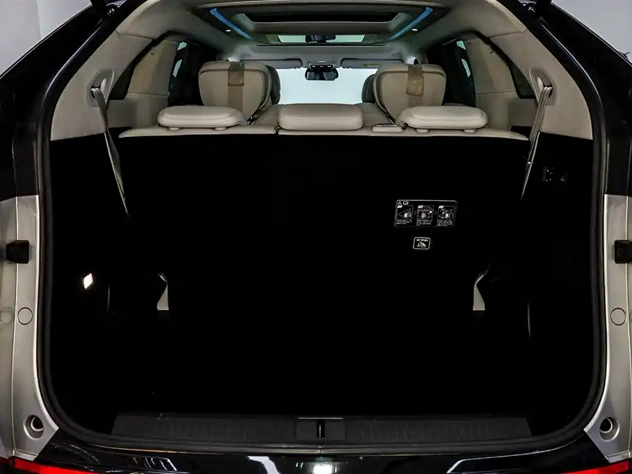 Xpeng X9 2024 640 four-wheel drive high performance Max купить на сайте DeffCars