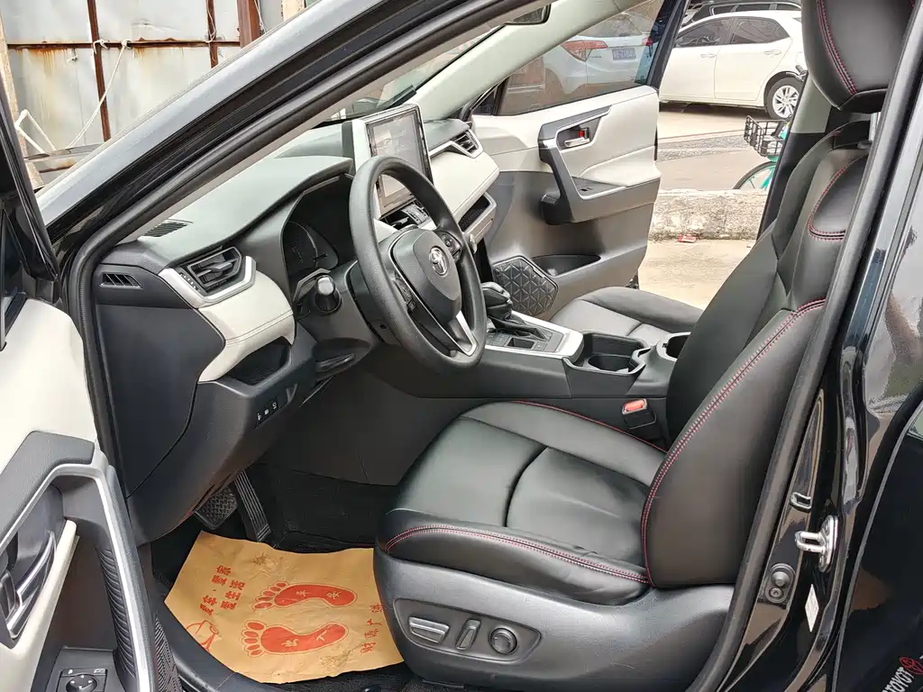 RAV4 Rongfang 2020 Dual Engine 2.5L E-CVT Two-wheel Drive Elite Edition купить на сайте DeffCars