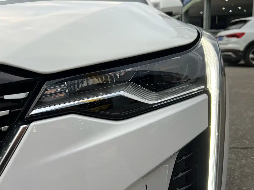 Cadillac CT4 2021 28T luxury model купить на сайте DeffCars