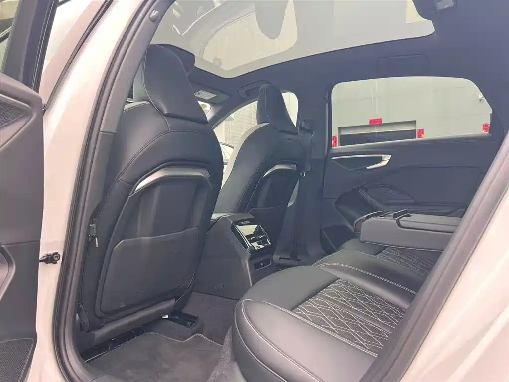 Audi A5L 2026 2.0T Sports Edition Plus купить на сайте DeffCars