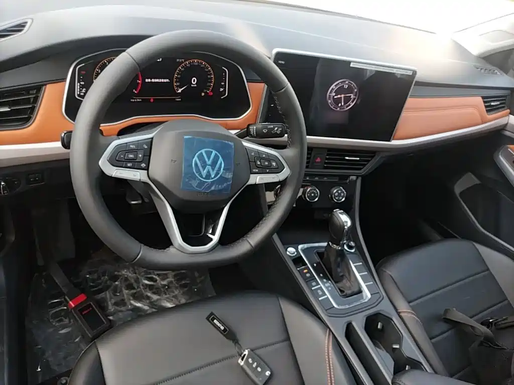 Bora 2025 model 200TSI DSG Yuexing PRO version купить на сайте DeffCars