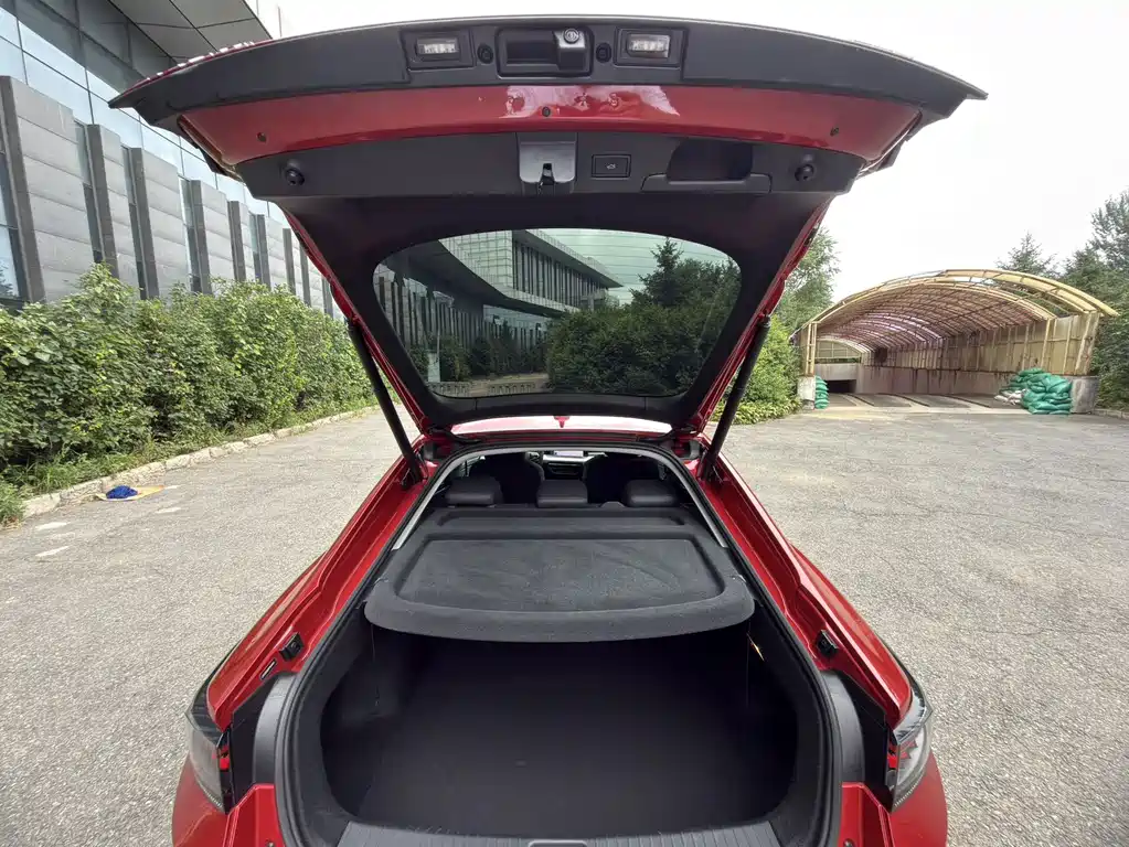 Lamando 2023 Lamandol 280TSI DSG Spicy Edition купить на сайте DeffCars