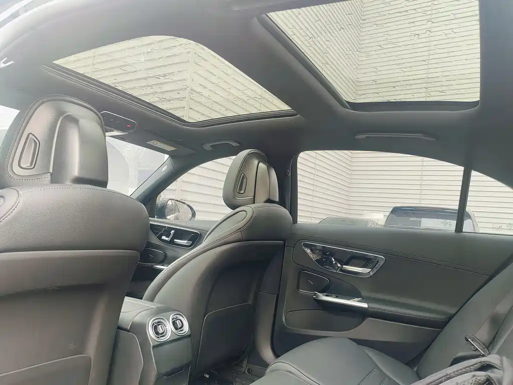 Mercedes-Benz C-Class 2025 C 260 L Sports Edition купить на сайте DeffCars