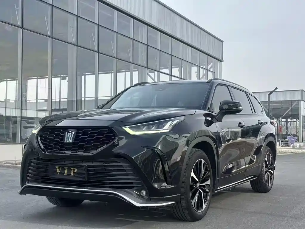 Crown Lufang 2023 2.5L HEV four-wheel drive luxury version купить на сайте DeffCars