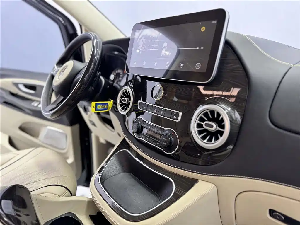 Vito 2021 2.0T Elite Edition 7 seats купить на сайте DeffCars