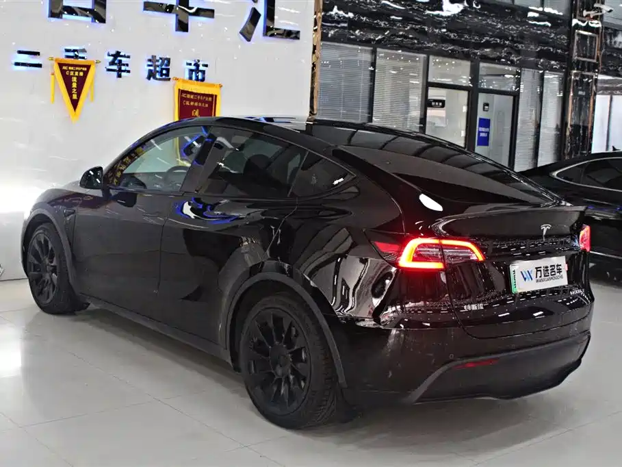 Model Y 2023 rear-wheel drive version купить на сайте DeffCars