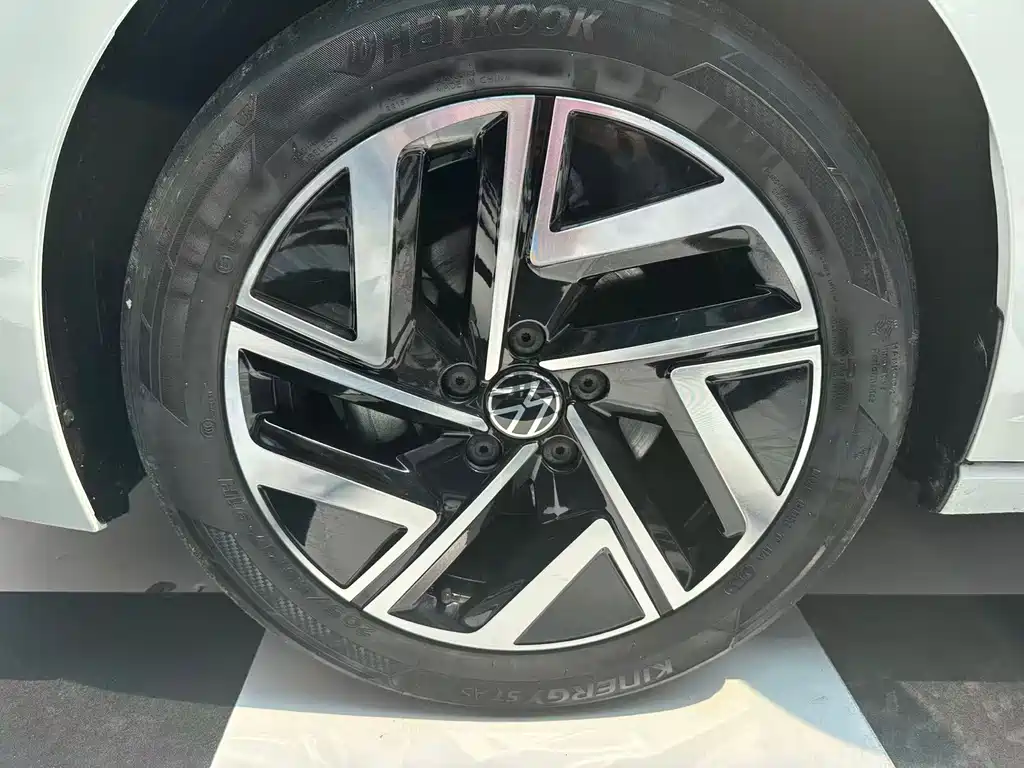 Sagitar 2023 280TSI DSG Beyond Plus Edition купить на сайте DeffCars