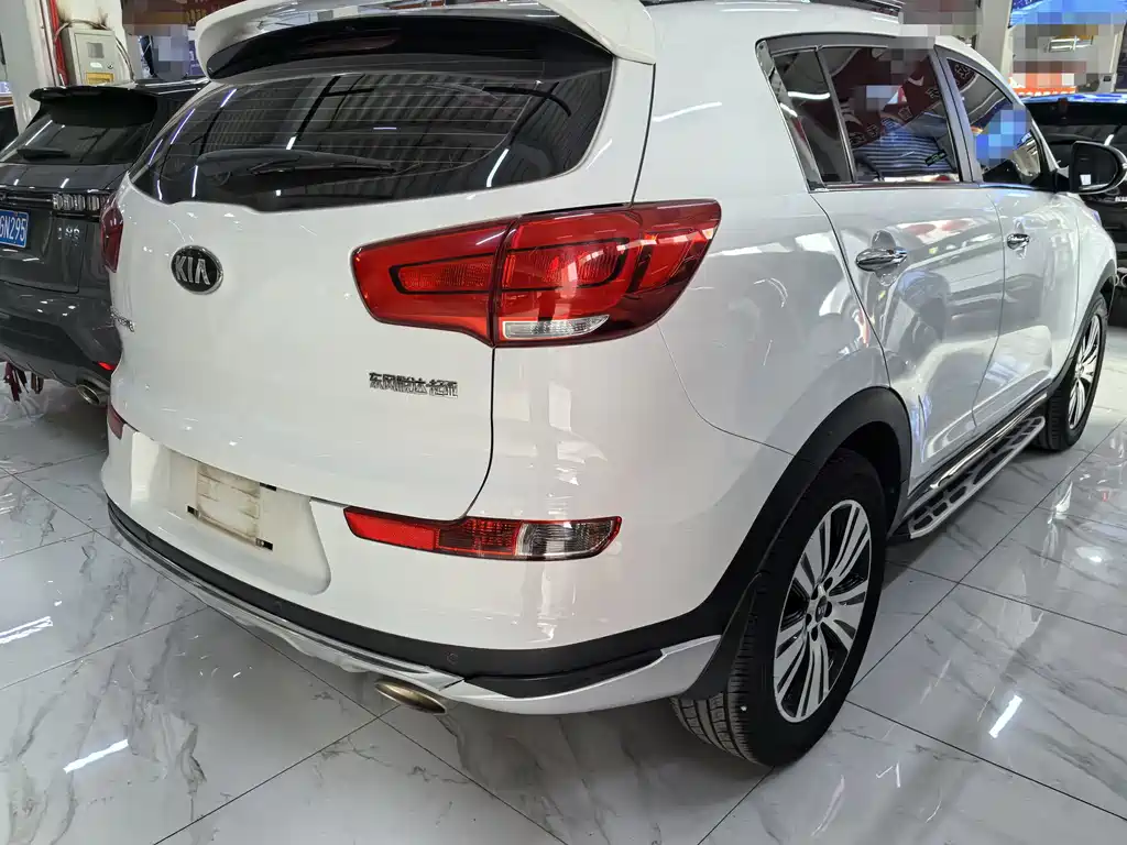 Zhipao 2016 2.0L automatic two-wheel drive version DLX купить на сайте DeffCars