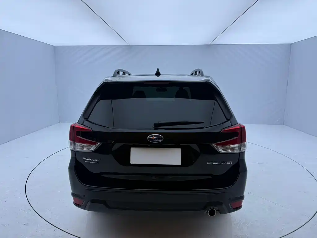 Forester 2022 2.0i AWD Deluxe Edition EyeSight купить на сайте DeffCars