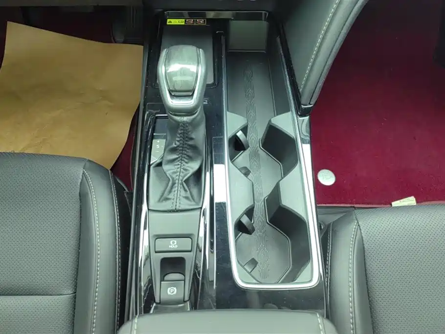 Camry 2024 Shuangqing 2.0HGVP Deluxe Edition купить на сайте DeffCars