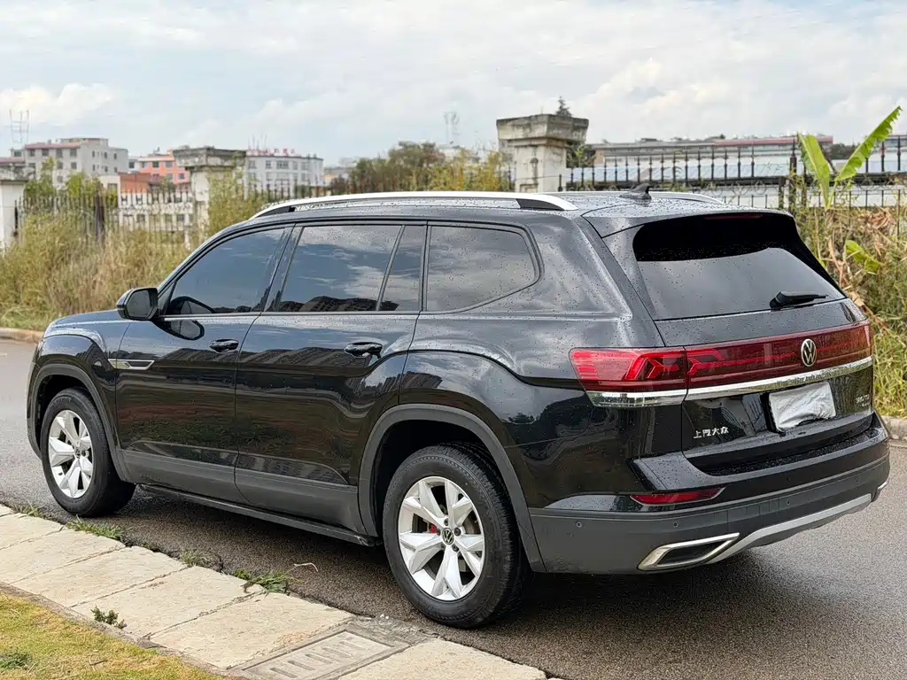 Touron 2022 380TSI four-wheel drive luxury version купить на сайте DeffCars