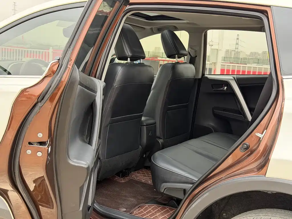RAV4 Rongfang 2019 2.0L CVT four-wheel drive cutting-edge version National VI купить на сайте DeffCars