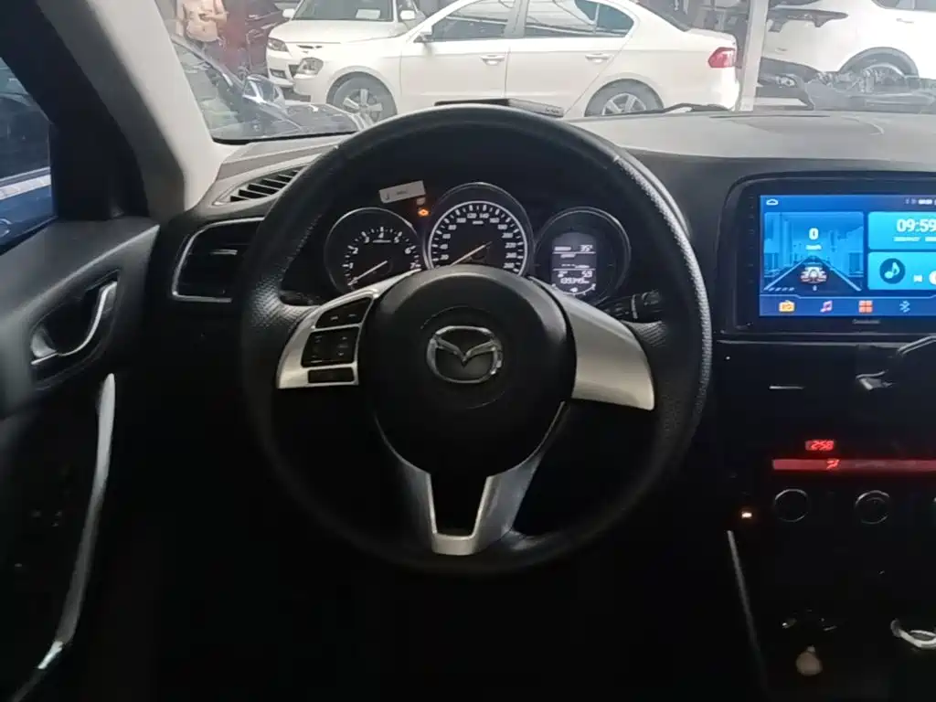 Mazda CX-5 2014 2.0L automatic two-wheel drive urban model купить на сайте DeffCars