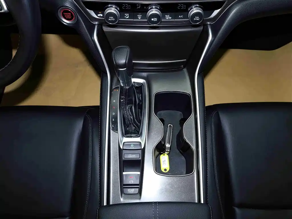 Accord 2022 260TURBO Deluxe Edition купить на сайте DeffCars