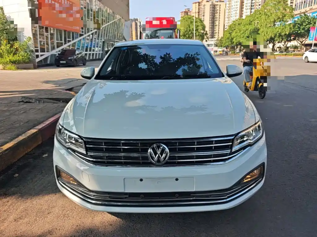Bora 2019 facelift 1.5L automatic comfort model National VI купить на сайте DeffCars