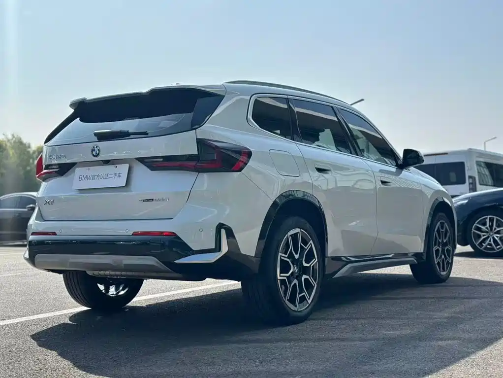 BMW X1 2023 sDrive25Li X Design Package купить на сайте DeffCars