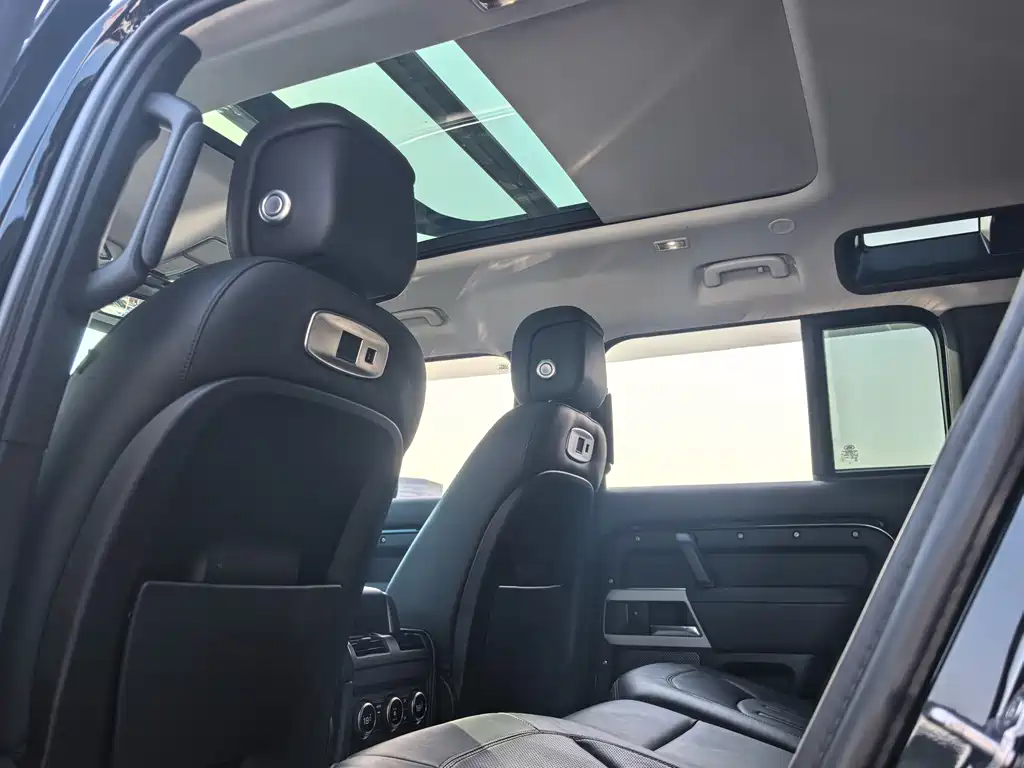 Land Rover Defender 2020 110 P400 HSE купить на сайте DeffCars