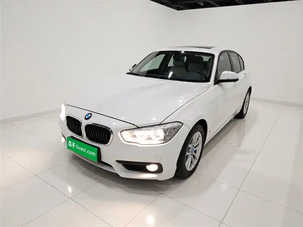 BMW 1 Series imported 2018 118i leading model купить на сайте DeffCars