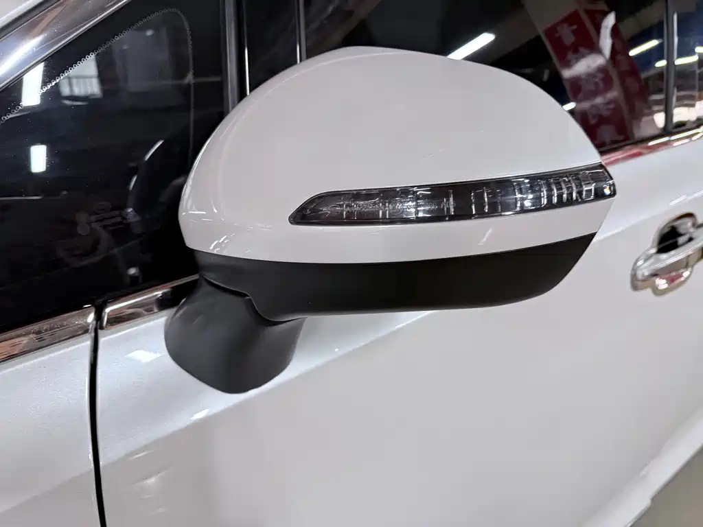 Trumpchi M6 2023 PRO 270T DCT Elite Edition купить на сайте DeffCars