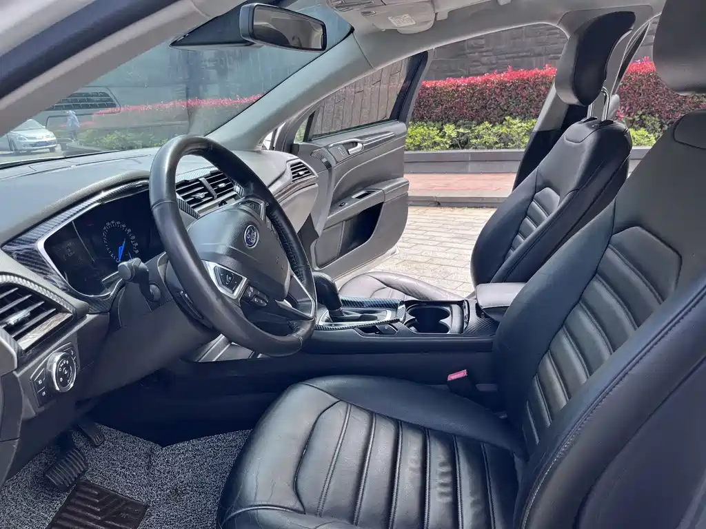Mondeo 2013 2.0L GTDi200 Fashion Model купить на сайте DeffCars