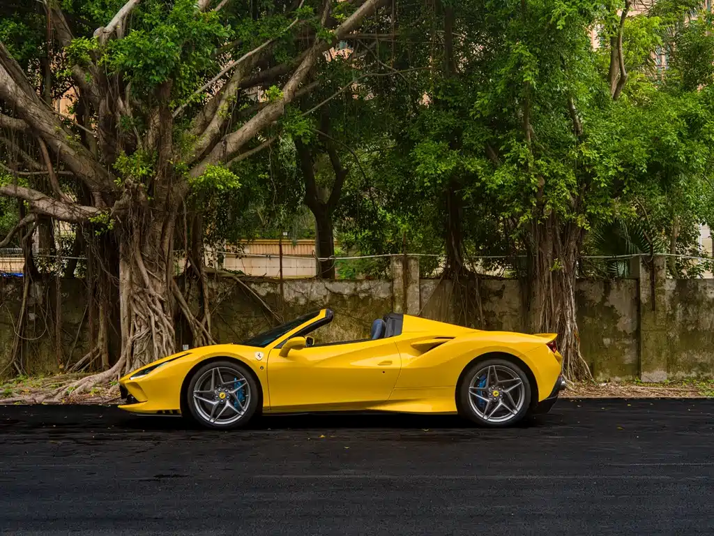 Ferrari F8 2020 Spider 3.9T V8 купить на сайте DeffCars