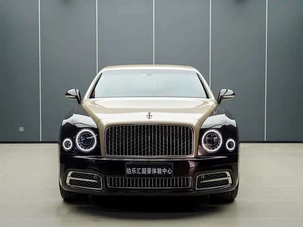 Mulsanne 2017 6.8T long wheelbase version купить на сайте DeffCars
