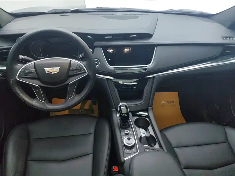 Cadillac XT5 2022 2.0T two-wheel drive luxury model купить на сайте DeffCars