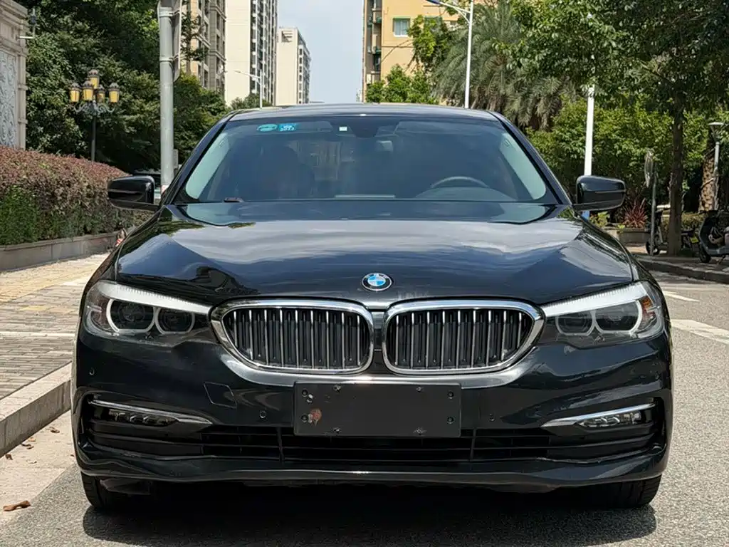 BMW 5 Series 2018 528Li Special Edition launched купить на сайте DeffCars