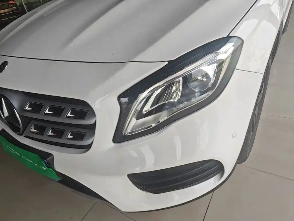 Mercedes-Benz GLA 2019 GLA 200 Fashion Model купить на сайте DeffCars