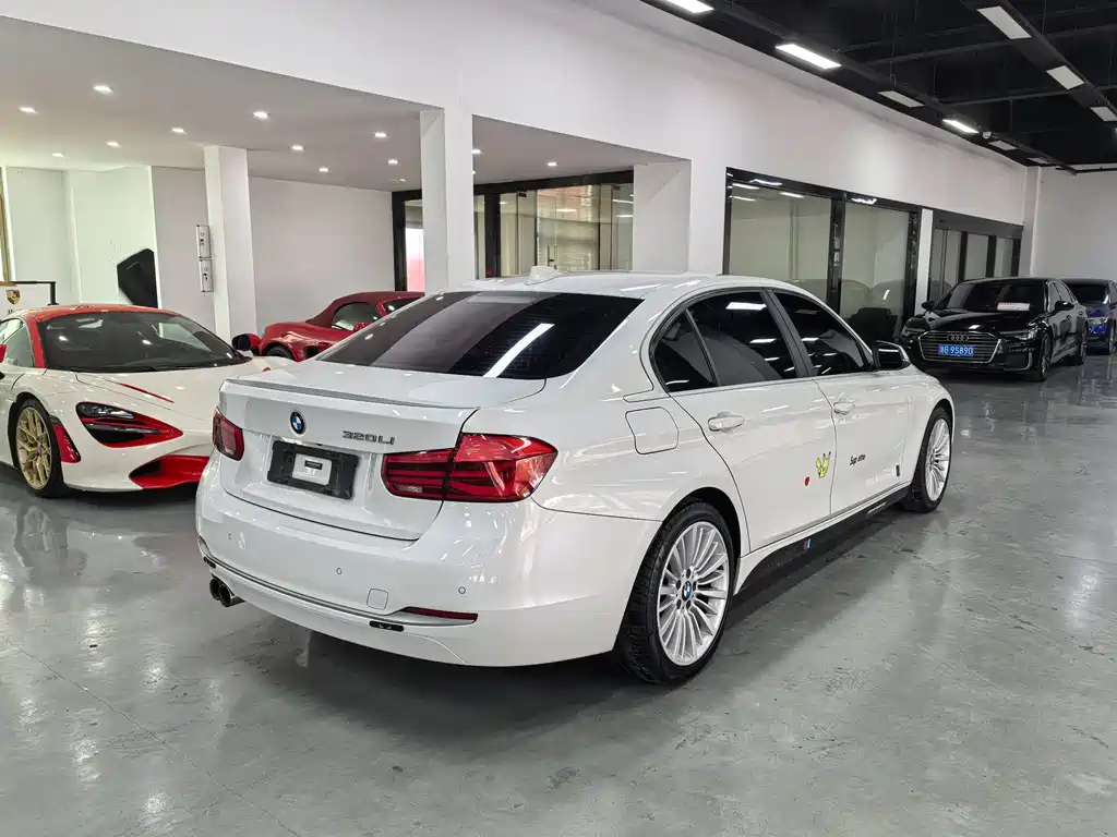 BMW 3 Series 2018 320Li Fashion Model купить на сайте DeffCars