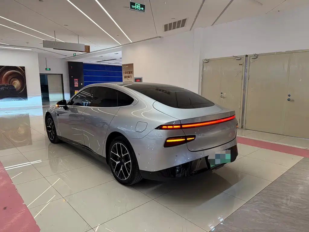 Xpeng P7 2022 586G купить на сайте DeffCars