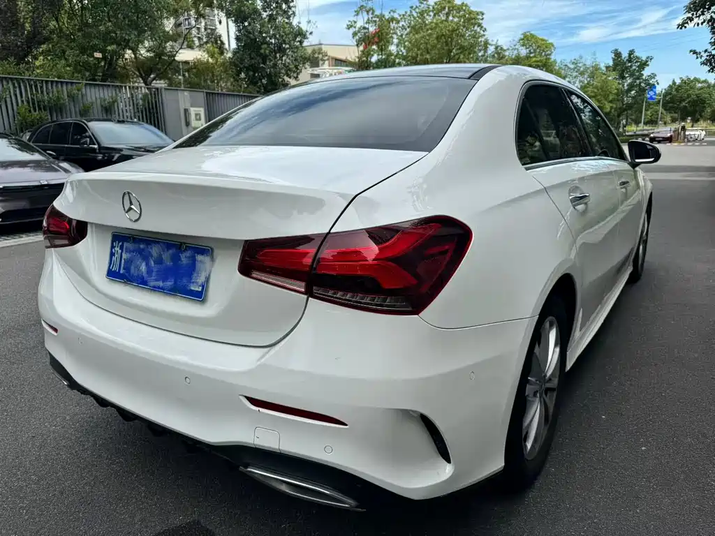 Mercedes-Benz A-Class 2020 A 200 L Sports Sedan купить на сайте DeffCars
