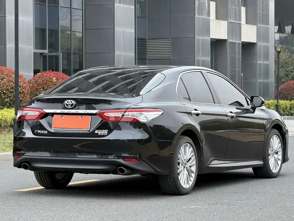 Camry 2019 2.5G Deluxe Edition National VI купить на сайте DeffCars