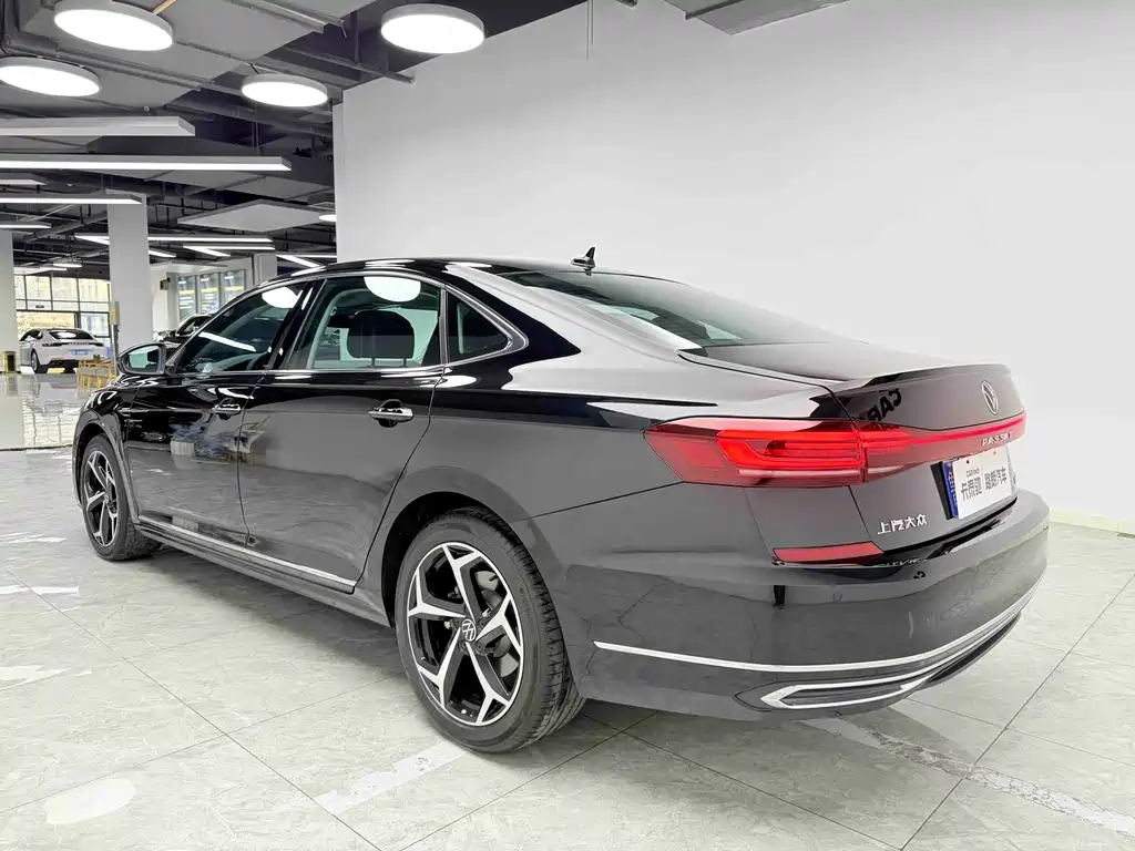 Passat 2025 Outstanding Model 380TSI Starry Sky Dragon Edition купить на сайте DeffCars
