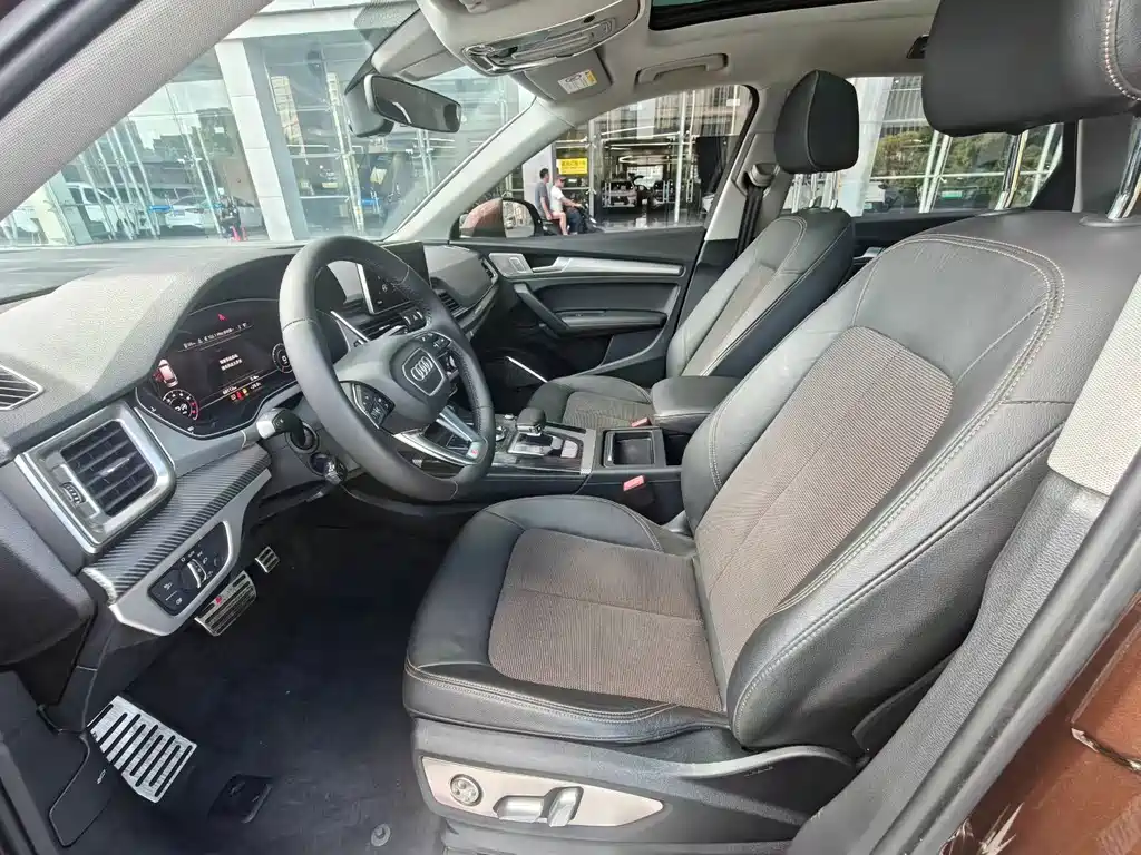 Audi Q5L 2018 45 TFSI Exclusive Fashion Model National VI купить на сайте DeffCars