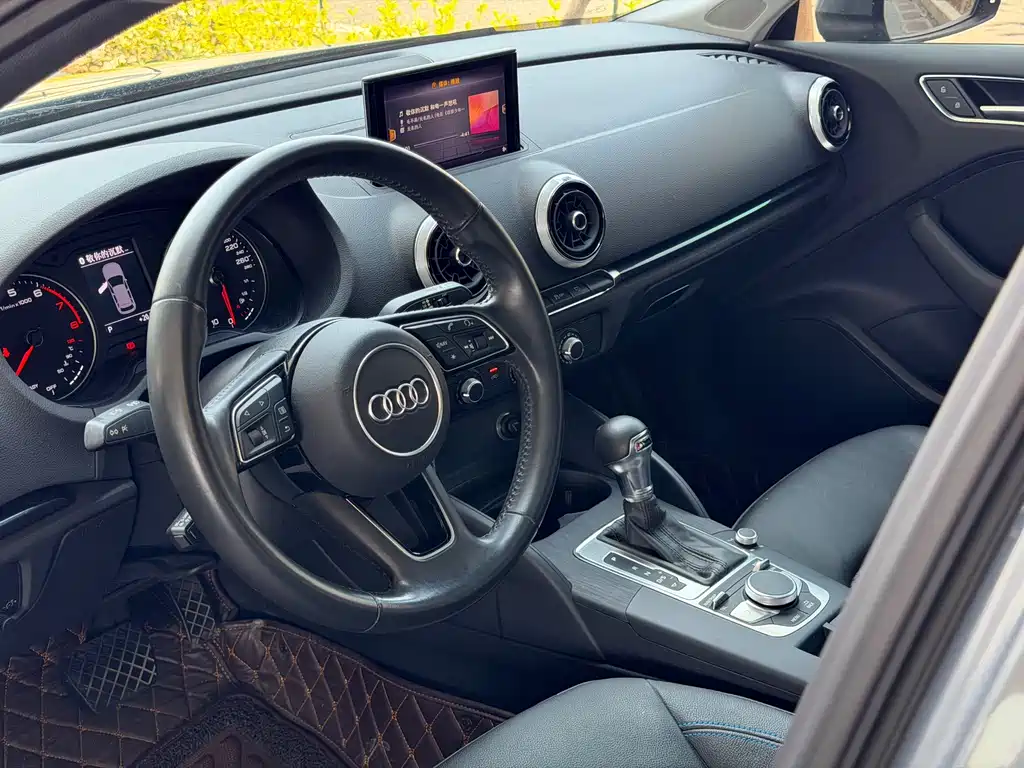 Audi A3 2020 Sportback 35 TFSI Fashion Type National VI купить на сайте DeffCars