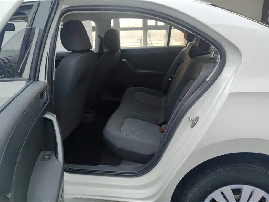 Santana 2021 1.5L automatic fashion version купить на сайте DeffCars